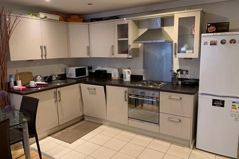 2 bedroom apartment to rent, MASSHOUSE 2 DOUBLE BEDROOMS WITH BALCONY AND PARKING, WELL FURNISHED