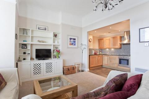 2 bedroom apartment to rent, Belmont Court, Highbury New Park, Highbury, N5