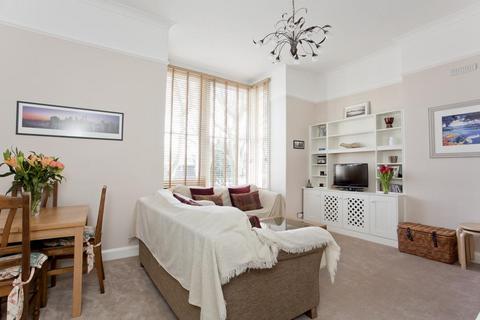 2 bedroom apartment to rent, Belmont Court, Highbury New Park, Highbury, N5