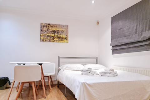 undefined, Gloucester Road, London SW7