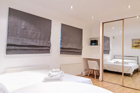 undefined, Gloucester Road, London SW7