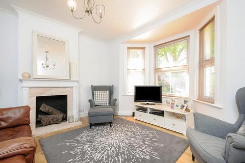 2 bedroom semi-detached house to rent, Chilton Road,  Richmond,  TW9