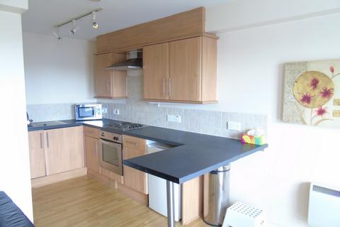 1 bedroom flat to rent, Gilmartin Grove, Kensington, L6