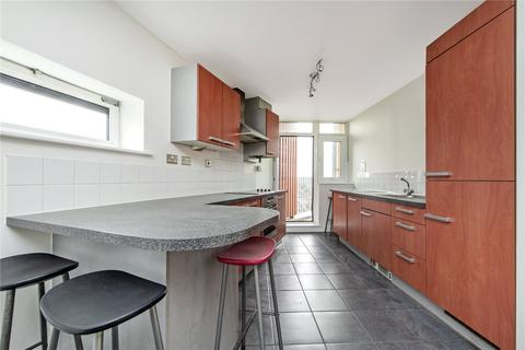 2 bedroom flat to rent, Vanguard House, 70 Martello Street, London