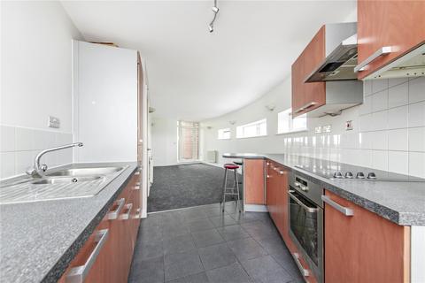 2 bedroom flat to rent, Vanguard House, 70 Martello Street, London