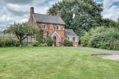 Search Cottages For Sale In Worcestershire | OnTheMarket