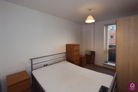 2 bedroom flat to rent, Melia House, 19 Lord Street, Green Quarter, Manchester, M4