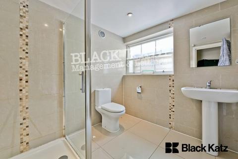 undefined, SE5