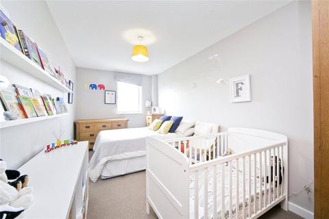 2 bedroom apartment to rent, Wharf Road, London, N1