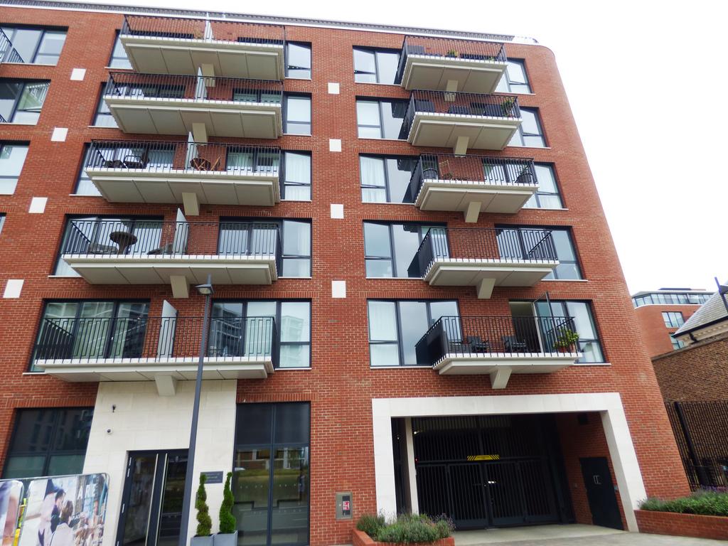 London - 2 bedroom apartment to rent