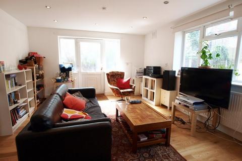 3 bedroom flat to rent, Old Dairy Mews, Daleview Road, Manor House, N15