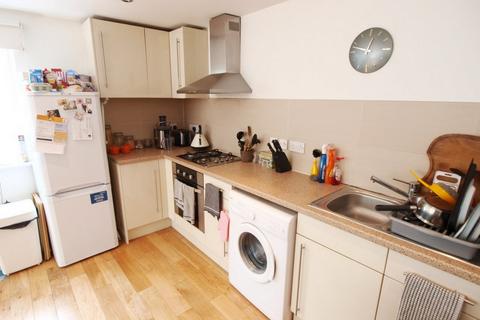 3 bedroom flat to rent, Old Dairy Mews, Daleview Road, Manor House, N15