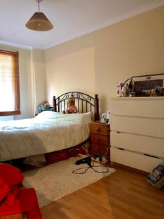 4 bedroom terraced house to rent, Sewardstone Road, London, E2