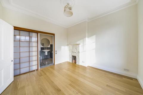 3 bedroom apartment to rent, Kidderpore Gardens,  Hampstead,  NW3