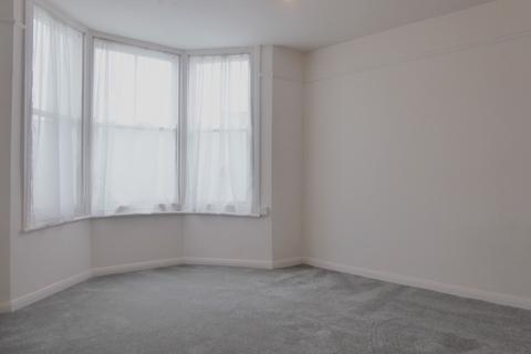 1 bedroom flat to rent, Wave Crest, Whitstable