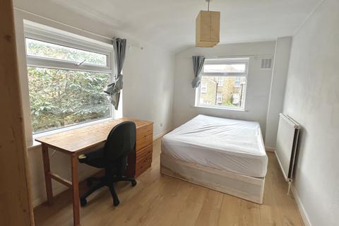 4 bedroom terraced house to rent, Egmont Street,  New Cross, SE14