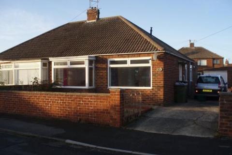 2 bedroom semi-detached bungalow to rent - Middlefield Road, Marske-by-sea TS11
