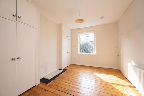 1 bedroom flat to rent, Rosemount Buildings, Fountainbridge, Edinburgh, EH3