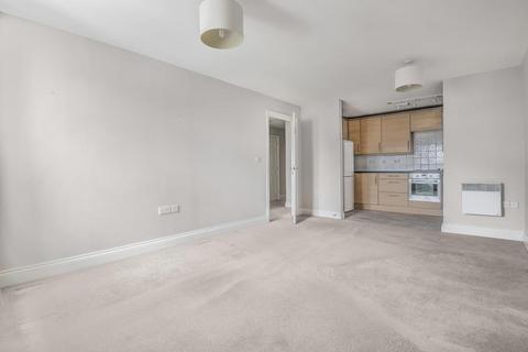 2 bedroom apartment to rent, Maidenhead,  Berkshire,  SL6