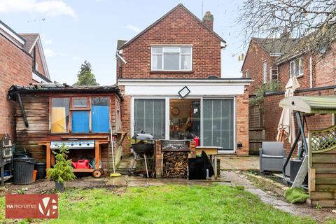 4 bedroom detached house for sale, Ware Road, Hoddesdon EN11