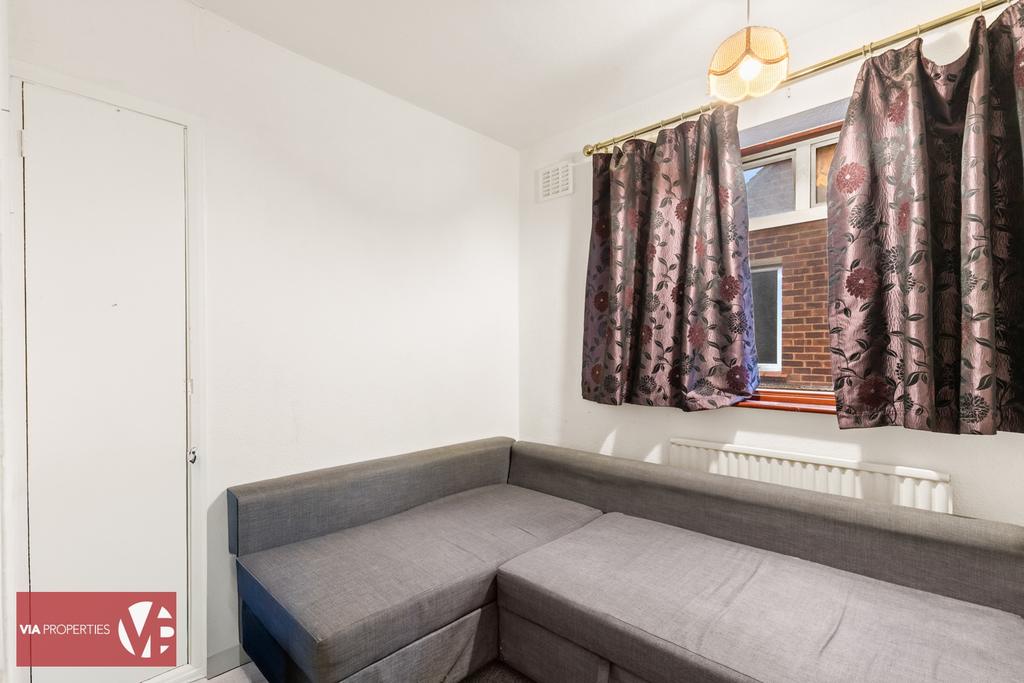 Bedroom 3 side aspect