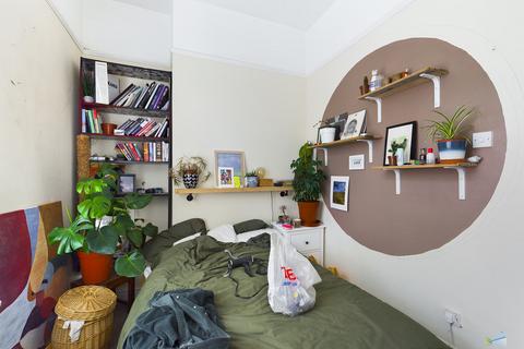 Flat 3, 13 Ashville Road, Birkenhead, CH41 8AU