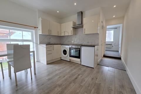 1 bedroom flat to rent, Northbrook Street, Newbury, RG14