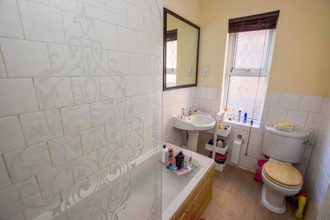 1 bedroom flat to rent, 72 Barrington Road, Altrincham, Cheshire, WA14