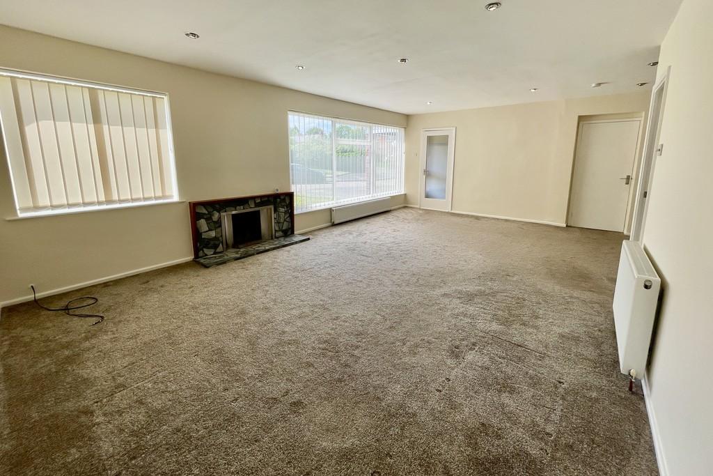 Lounge 3
