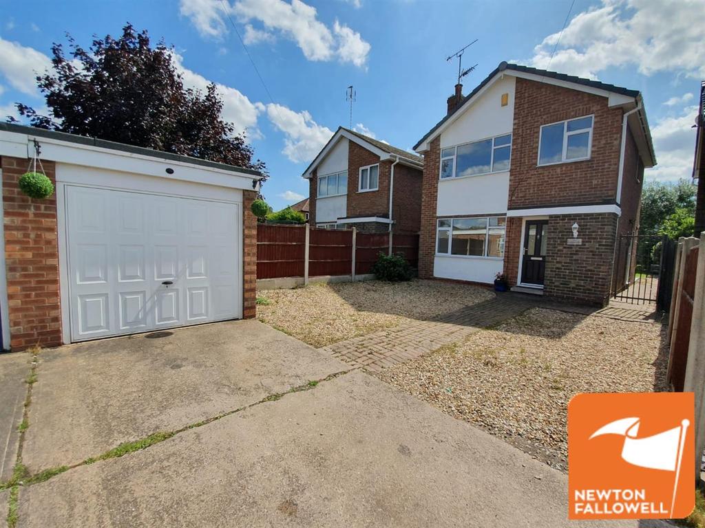 Sandgate Avenue, Mansfield Woodhouse, Mansfield 3 bed detached house