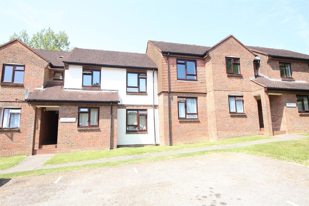 Gorringes Brook, Horsham 1 bed flat £165,000