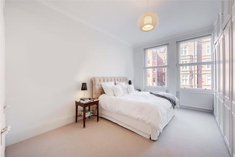 4 bedroom apartment to rent, Kensington Court Mansions, Kensington Court, London, W8