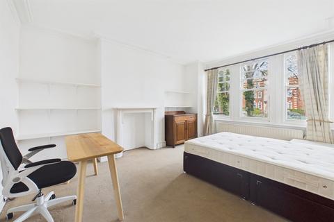 3 bedroom flat to rent, Weir Road, Balham, SW12