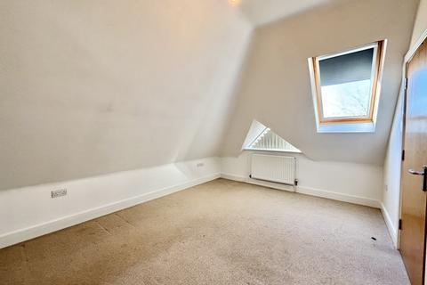 undefined, Pampisford Road, South Croydon