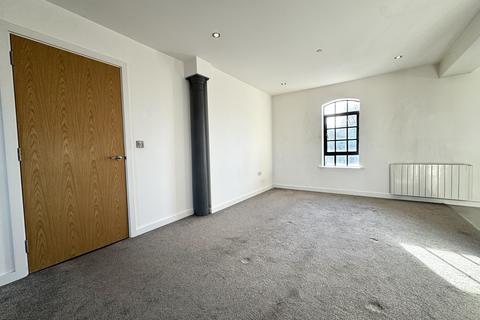 2 bedroom apartment to rent, Millers Hill, Ramsgate