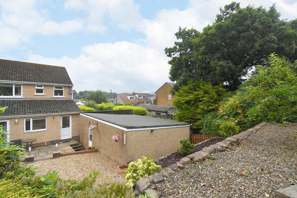 Kentmere Drive, Blackburn 3 bed semidetached house £195,000