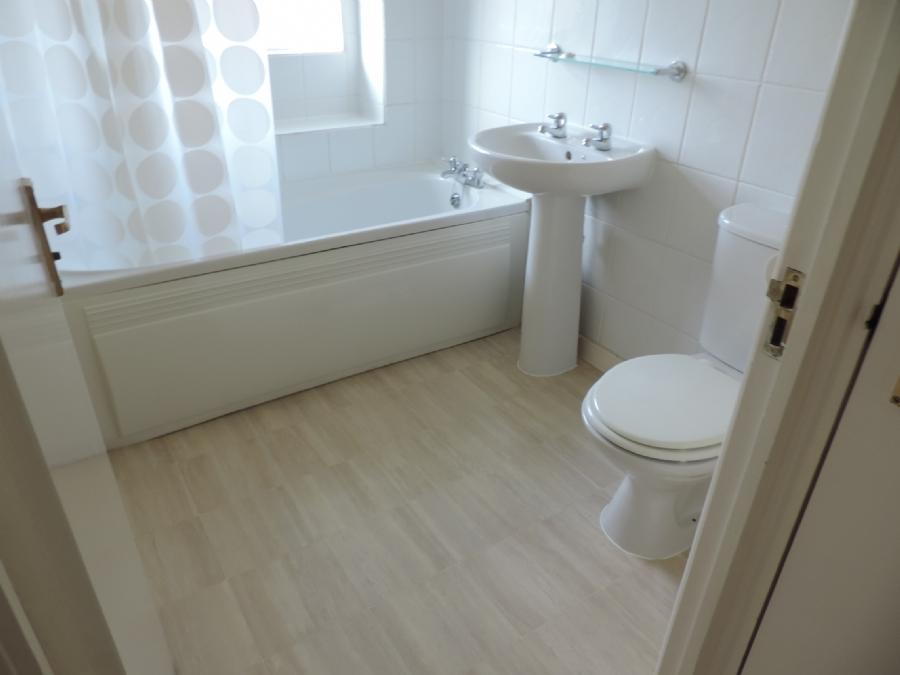 House in Reading, Lower Earley, Earley - View 2