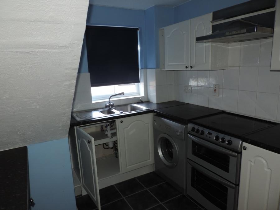 House in Reading, Lower Earley, Earley - View 5