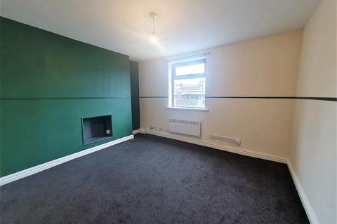 2 bedroom flat to rent, Christian Road, Preston PR1