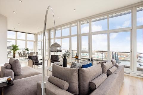 3 bedroom apartment for sale - Dolphin House, Smugglers Way, London, SW18.