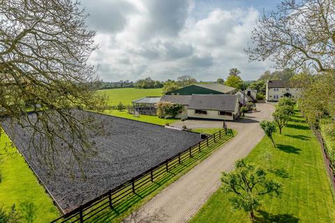 Equestrian Properties For Sale In Buckinghamshire Onthemarket