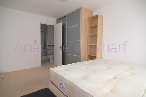 1 bedroom in a flat share to rent, Tequila Wharf  Commercial Road    (Limehouse), London, E14