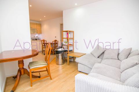 1 bedroom in a flat share to rent, Tequila Wharf  Commercial Road    (Limehouse), London, E14