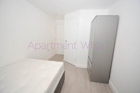 1 bedroom in a flat share to rent, Studio   Crownfield Road    (Stratford), London, E15