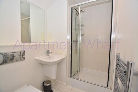 1 bedroom in a flat share to rent, Celestial House  Cordelia Street    (Poplar), London, E14