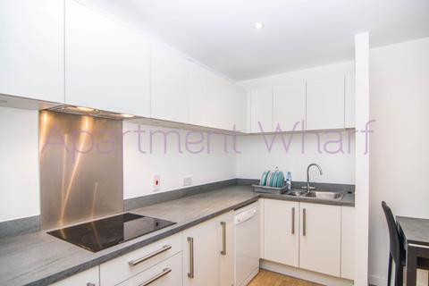 1 bedroom in a flat share to rent, Bovet Court  Harford Street, London, E1