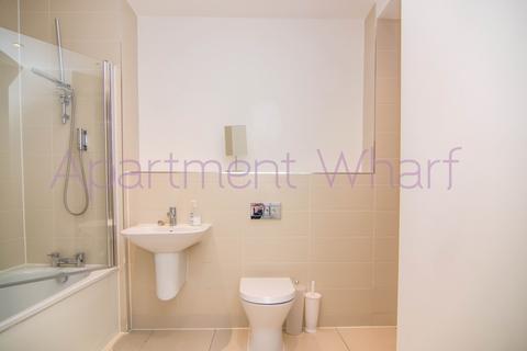 1 bedroom in a flat share to rent, Bovet Court  Harford Street, London, E1