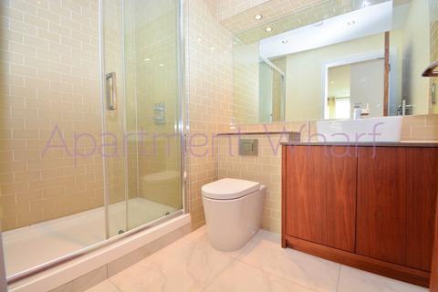 1 bedroom in a flat share to rent, Talisman Tower  Lincoln Plaza    (Canary Wharf), London, E14
