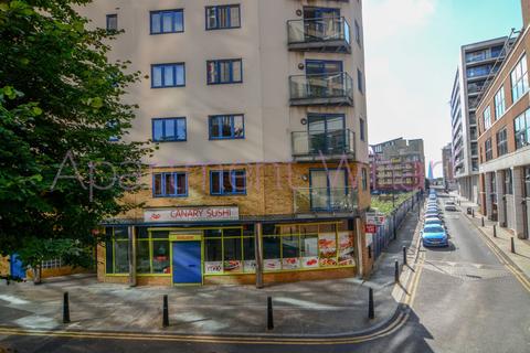 1 bedroom in a flat share to rent, Block Wharf  Cuba street    (Canary Wharf), London, E14