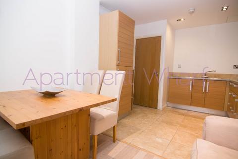 1 bedroom in a flat share to rent - City Tower    City tower  Limeharbour    (Canary Wharf), London, E14